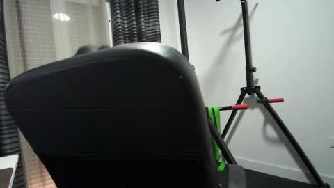 Neon online show from April 22, 6:23 pm