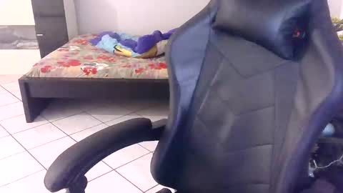 KEVIN online show from December 9, 5:51 am