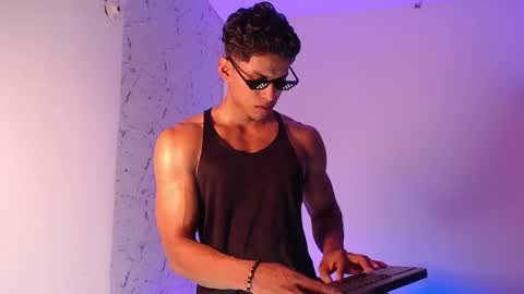 ken__owensx online show from March 14, 8:49 pm