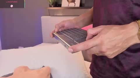 Snapshot of ken_boy_ chatting on October 26, 12:29 pm online show from October 26, 12:29 pm