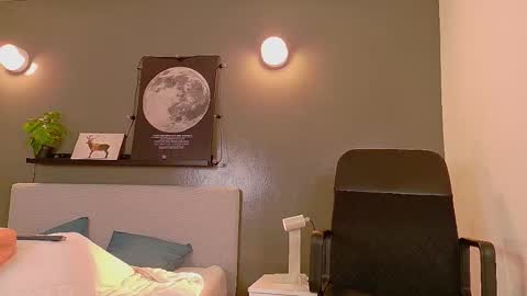 Snapshot of ken_boy_ chatting on October 20, 11:36 am online show from October 20, 11:36 am