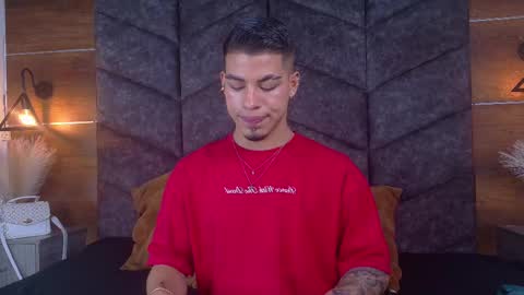 Snapshot of ken_boy_ chatting on February 12, 2:35 am online show from February 12, 2:35 am