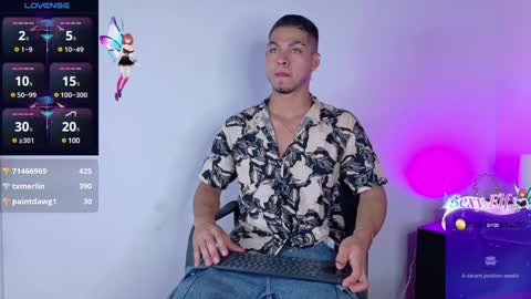Snapshot of ken_boy_ chatting on January 18, 2:40 am online show from January 18, 2:40 am