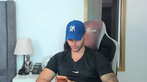 ken_mailik online show from June 28, 10:27 pm