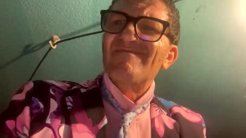 kencam70 online show from April 9, 6:47 pm