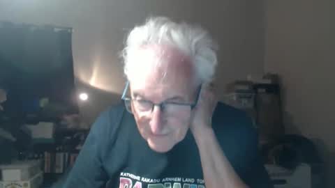 Snapshot of kencollingwood chatting on October 11, 2:32 pm Ken online show from October 11, 2:32 pm