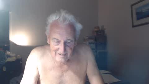 Snapshot of kencollingwood chatting on February 4, 1:48 pm Ken online show from February 4, 1:48 pm