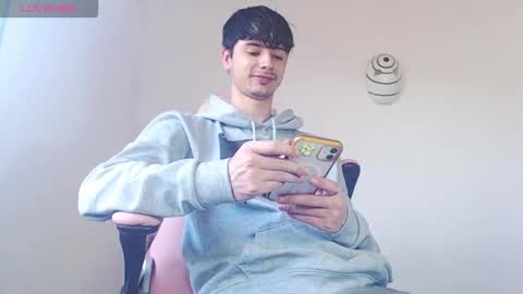 kendall ross online show from November 18, 2:54 pm