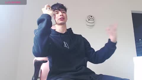 kendall ross online show from October 16, 4:04 pm