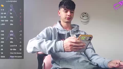 kendall ross online show from December 1, 3:15 pm