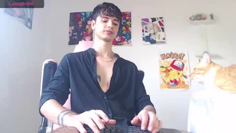 Snapshot of kendall_ros chatting on February 7, 3:41 pm kendall ross online show from February 7, 3:41 pm