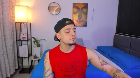 kendel_dimitri online show from May 13, 2:08 am