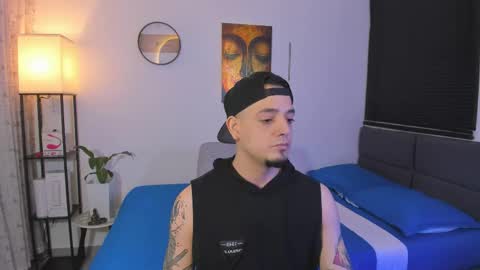 kendel_dimitri online show from June 10, 3:08 am