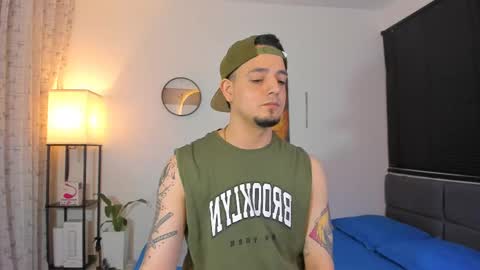 kendel_dimitri online show from May 11, 4:58 am