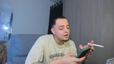 Snapshot of kendel_dimitri chatting on January 27, 5:25 am kendel_dimitri online show from January 27, 5:25 am