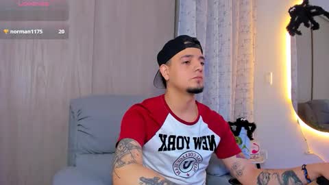 Snapshot of kendel_dimitri chatting on October 14, 3:57 am kendel_dimitri online show from October 14, 3:57 am