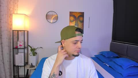 kendel_dimitri online show from May 15, 3:59 am