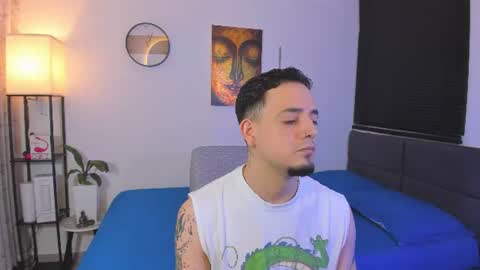 kendel_dimitri online show from June 21, 5:57 am