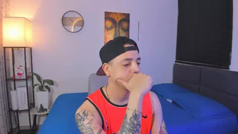 kendel_dimitri online show from June 27, 7:33 am
