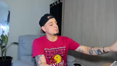 Snapshot of kendel_dimitri chatting on March 1, 5:20 am kendel_dimitri online show from March 1, 5:20 am