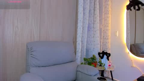 Snapshot of kendel_dimitri chatting on October 19, 5:12 am kendel_dimitri online show from October 19, 5:12 am