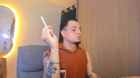 Snapshot of kendel_dimitri chatting on February 10, 4:19 am kendel_dimitri online show from February 10, 4:19 am