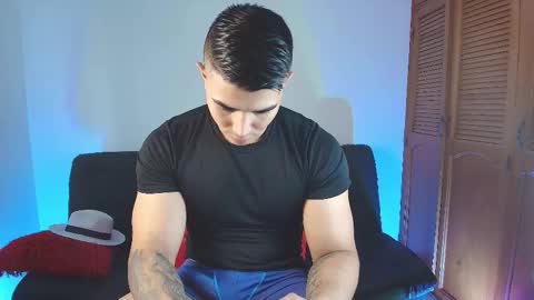 kenfit07 online show from February 20, 4:09 pm