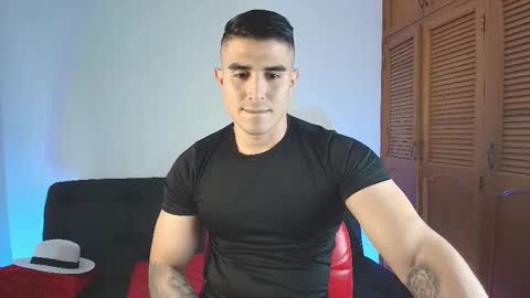 kenfit07 online show from February 19, 3:30 pm