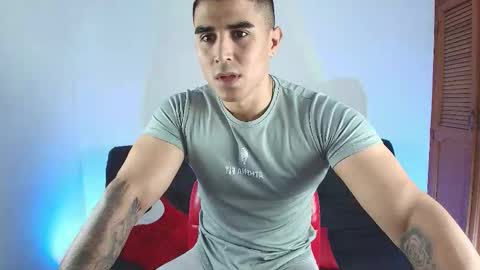 kenfit07 online show from January 19, 2:19 pm