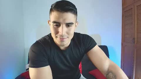 kenfit07 online show from February 10, 4:01 pm