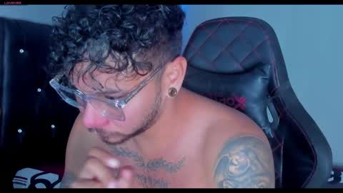 kenin online show from April 4, 8:39 pm