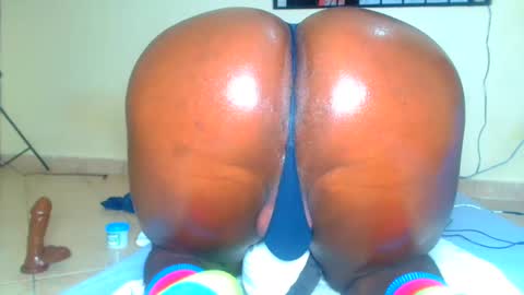 Snapshot of kenna_ass chatting on January 15, 8:16 pm Kenia online show from January 15, 8:16 pm