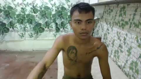kenneth_jeey online show from May 10, 10:38 am
