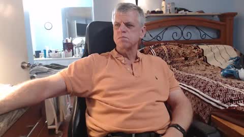 Snapshot of kent_ham chatting on February 15, 1:00 am kent_ham online show from February 15, 1:00 am