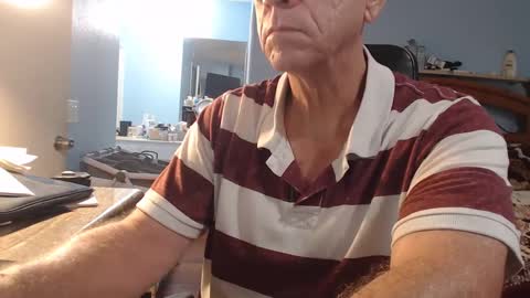 Snapshot of kent_ham chatting on September 27, 10:18 pm kent_ham online show from September 27, 10:18 pm