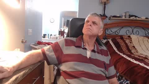 Snapshot of kent_ham chatting on February 26, 1:21 am kent_ham online show from February 26, 1:21 am