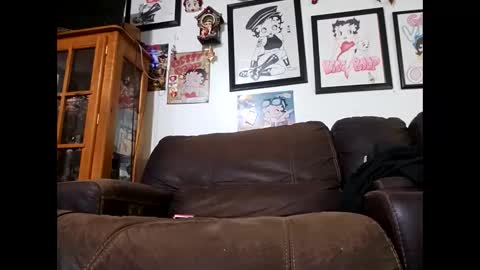 looking 4 free c2c online show from November 19, 8:41 pm