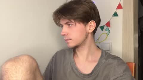 Kero online show from February 20, 8:21 pm