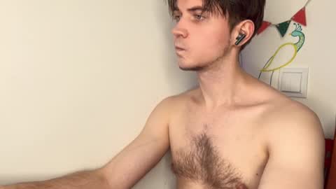 Kero online show from February 6, 7:55 pm