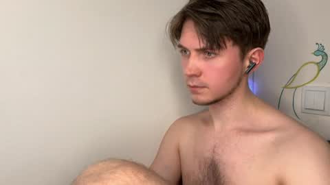 Kero online show from April 6, 9:26 pm