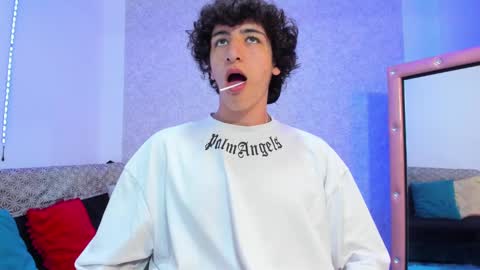Kev online show from February 4, 10:34 pm