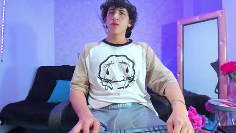 Kev online show from December 2, 10:54 pm