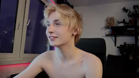 Kessy online show from March 19, 8:45 pm