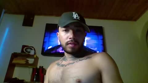 Snapshot of keviin_wolf chatting on September 26, 10:51 pm Keviin online show from September 26, 10:51 pm
