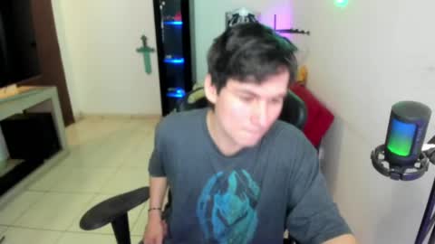 Kevin online show from June 4, 11:43 pm