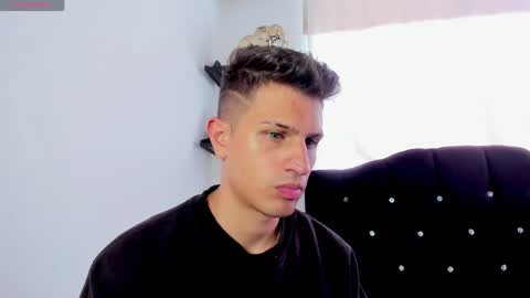 Kevin Ahs online show from April 6, 8:09 pm