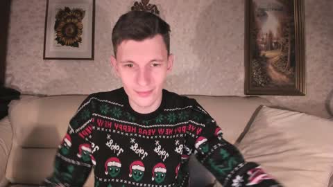 Snapshot of kevin_hornyyy chatting on January 8, 5:26 pm kevin online show from January 8, 5:26 pm