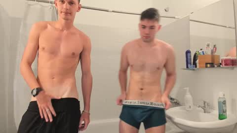 Snapshot of kevin_hornyyy chatting on March 9, 12:42 pm kevin online show from March 9, 12:42 pm