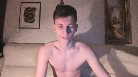 Snapshot of kevin_hornyyy chatting on January 9, 5:34 am kevin online show from January 9, 5:34 am