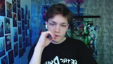 Kevin online show from April 30, 5:14 am